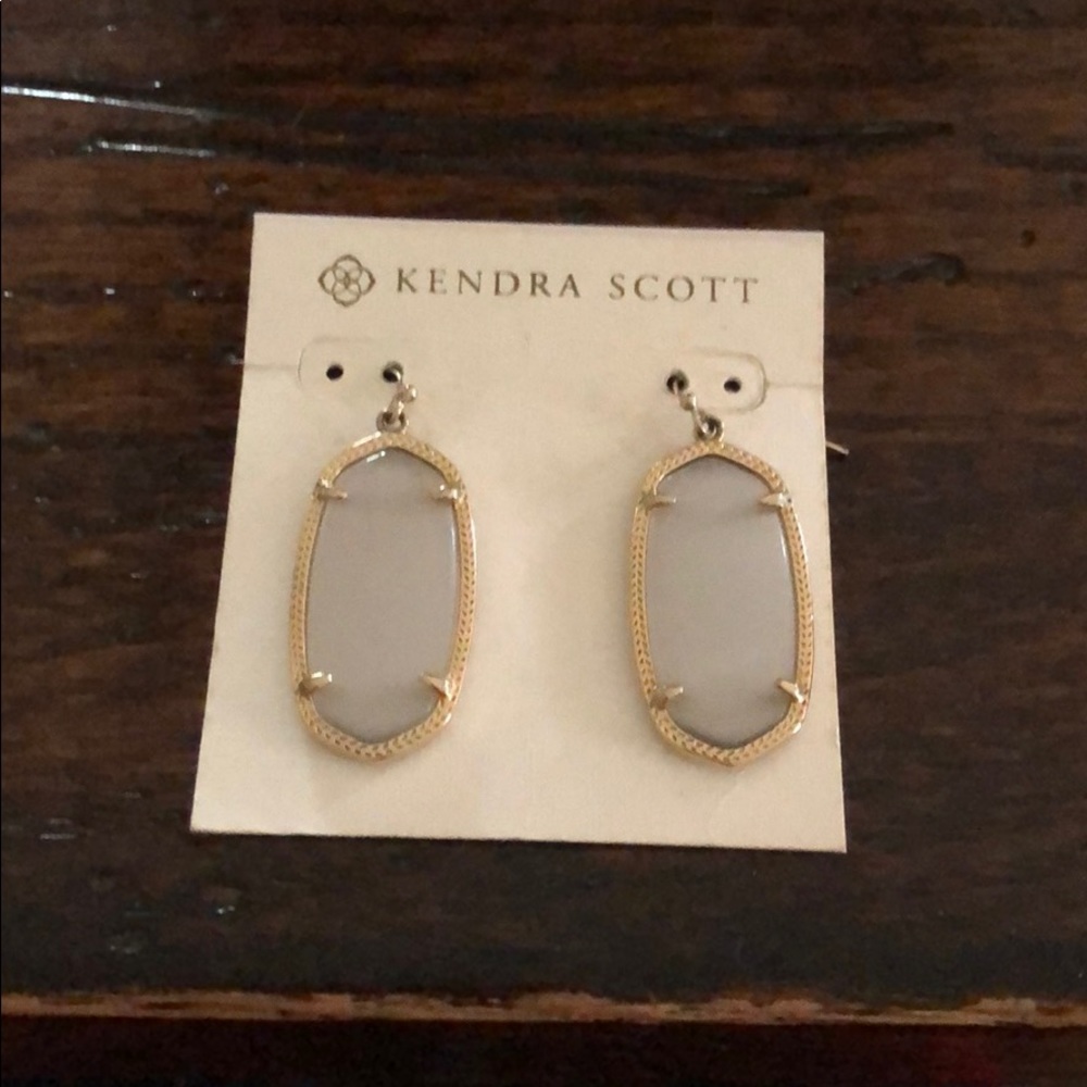 Kendra Scott Elle Earrings